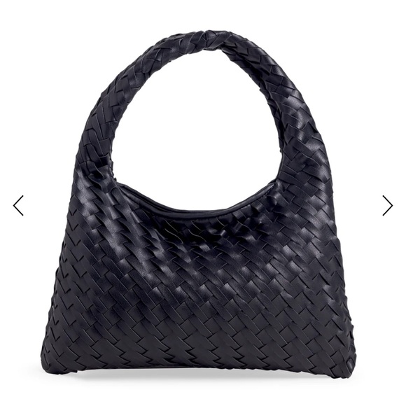 NEW WALTER BAKER Margaux Black Handbag - Picture 1 of 12